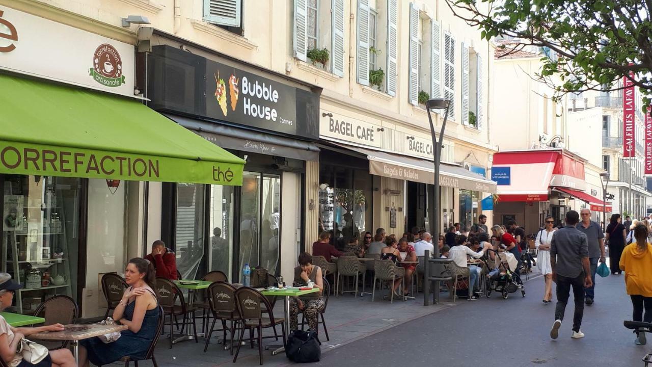 Cannes Riviera Bagian luar foto