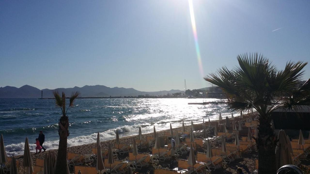 Cannes Riviera Bagian luar foto